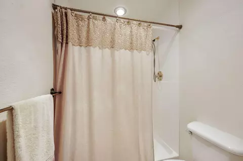 304 Teakwood Dr, Eagle Point, OR 97524 photo 26