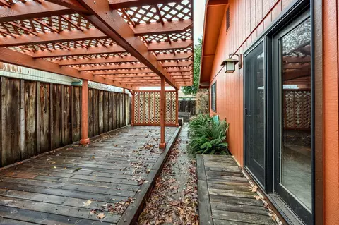 304 Teakwood Dr, Eagle Point, OR 97524 photo 28