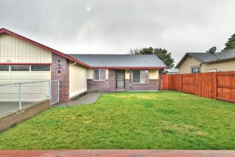 436 Mace Rd, Medford, OR 97501