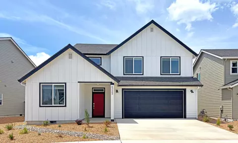 63269 Carly Ln, Bend, OR 97701