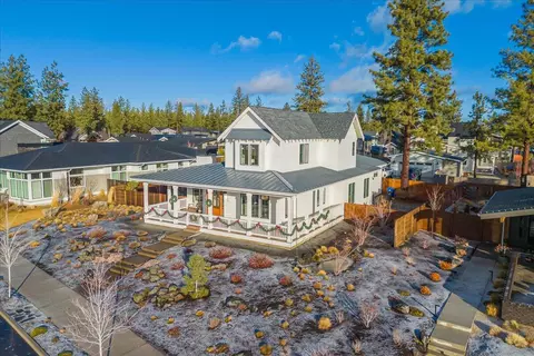 1152 NW Skyline Ranch Rd, Bend, OR 97703