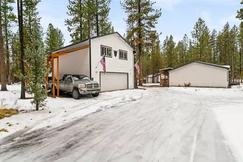 51620 Pine Loop Dr, La Pine, OR 97739 photo 4