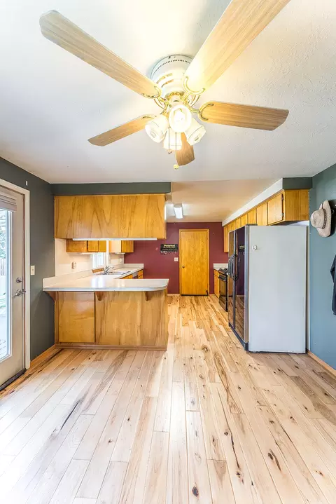 Kitchen - 61985 SE 27th St, Bend, OR 97702 photo 1 of 3
