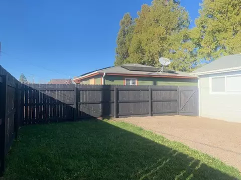 107 Tabor Ave, Eagle Point, OR 97524 photo 39