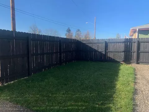 107 Tabor Ave, Eagle Point, OR 97524 photo 38