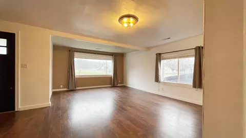 107 Tabor Ave, Eagle Point, OR 97524 photo 3