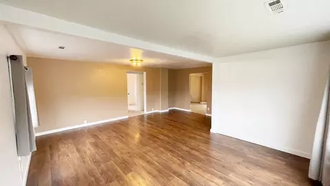 107 Tabor Ave, Eagle Point, OR 97524 photo 4