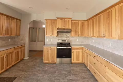 Kitchen - 23775 Dodds Rd, Bend, OR 97701 photo 1 of 6