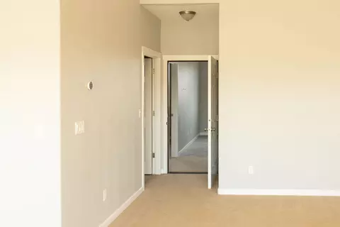 Entry Way - 23775 Dodds Rd, Bend, OR 97701 photo 8 of 8