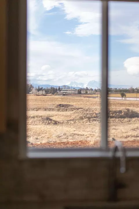 Kitchen - 23775 Dodds Rd, Bend, OR 97701 photo 5 of 6