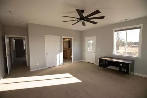 Bedroom - 23775 Dodds Rd, Bend, OR 97701 photo 1 of 6