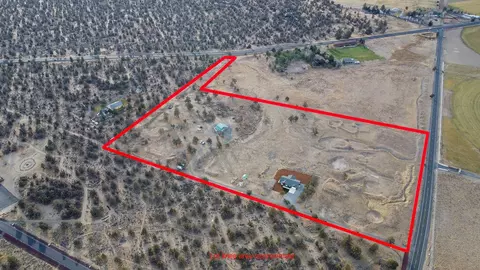 View/Area - 23775 Dodds Rd, Bend, OR 97701 photo 2 of 3