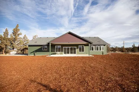 Exterior - 23775 Dodds Rd, Bend, OR 97701 photo 9 of 15
