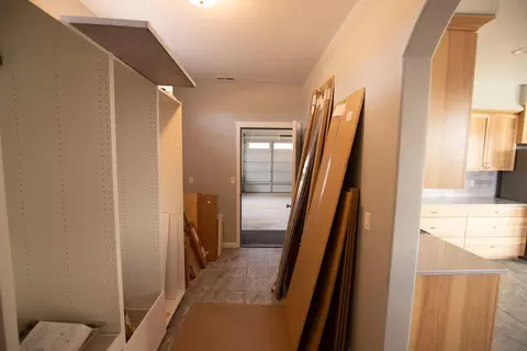 Entry Way - 23775 Dodds Rd, Bend, OR 97701 photo 5 of 8