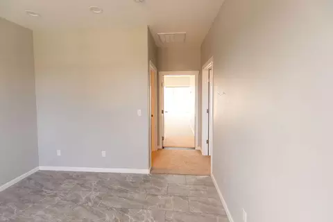 Entry Way - 23775 Dodds Rd, Bend, OR 97701 photo 7 of 8