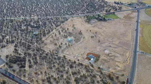 View/Area - 23775 Dodds Rd, Bend, OR 97701 photo 3 of 3