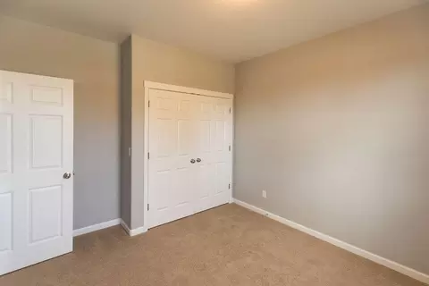 Bedroom - 23775 Dodds Rd, Bend, OR 97701 photo 6 of 6