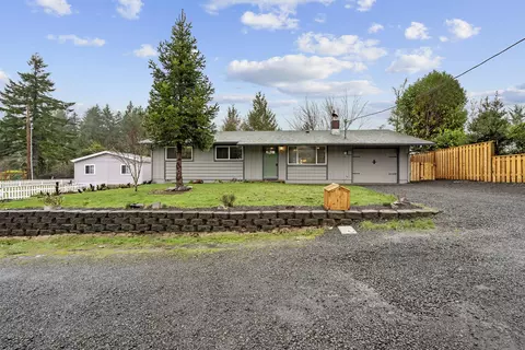 1361 NE 5th St, Newport, OR 97365