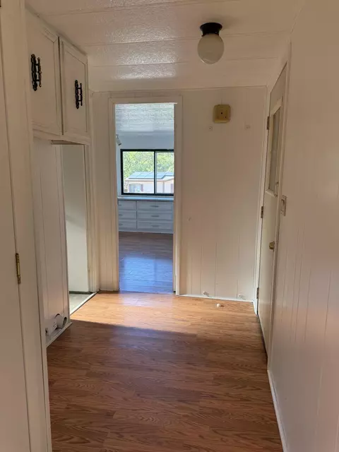 105 Raymond St, Cave Junction, OR 97523 photo 8