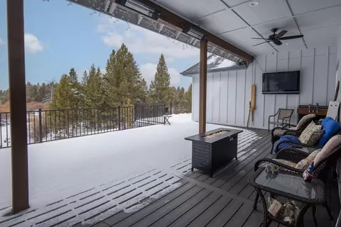 Exterior - 53785 Otter Dr, La Pine, OR 97739 photo 3 of 4