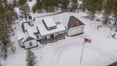 Exterior - 53785 Otter Dr, La Pine, OR 97739 photo 2 of 4