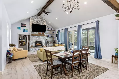 Dining - 53785 Otter Dr, La Pine, OR 97739 photo 1 of 1