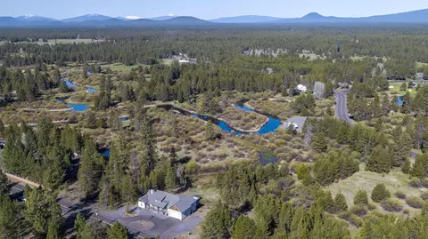 View/Area - 53785 Otter Dr, La Pine, OR 97739 photo 5 of 5