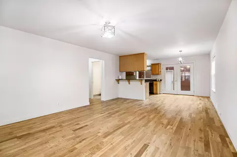 Living - 921 E Cascade Ave, Sisters, OR 97759 photo 2 of 3