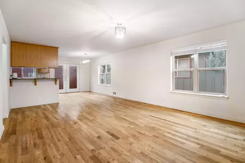 Living - 921 E Cascade Ave, Sisters, OR 97759 photo 1 of 3