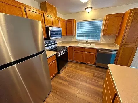 Kitchen - 20732 Liberty Ln, Bend, OR 97701 photo 1 of 2