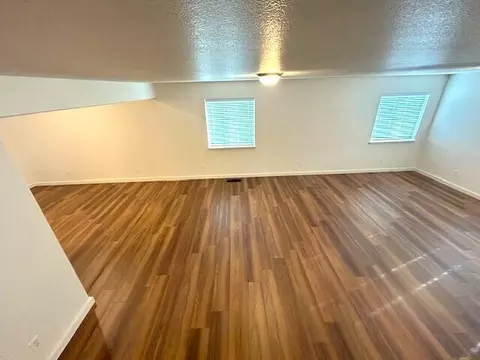 Living - 20732 Liberty Ln, Bend, OR 97701 photo 4 of 5