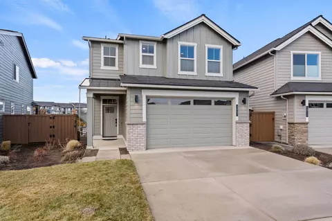 3807 NE Tellus Dr, Bend, OR 97701