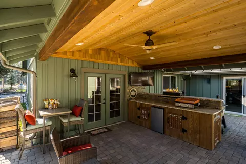 17246 Tholstrup Dr, Bend, OR 97707 photo 40