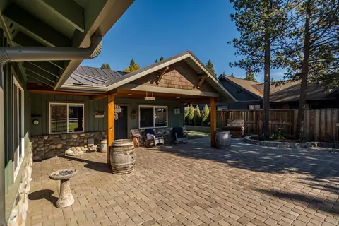 17246 Tholstrup Dr, Bend, OR 97707 photo 8