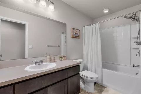 20536 SEvian Ave, Bend, OR 97702 photo 23
