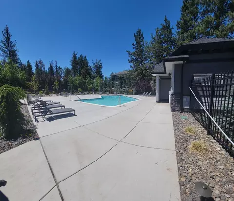 20536 SEvian Ave, Bend, OR 97702 photo 37