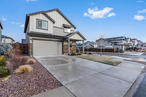 20536 SEvian Ave, Bend, OR 97702 photo 2