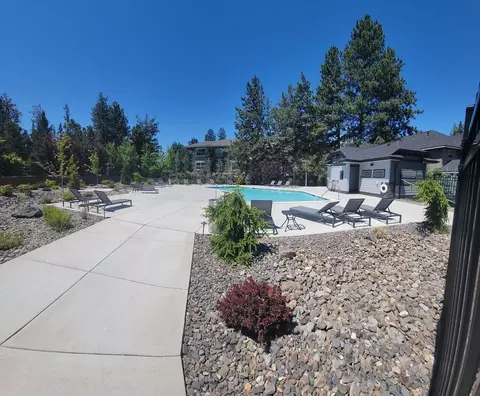 20536 SEvian Ave, Bend, OR 97702 photo 36