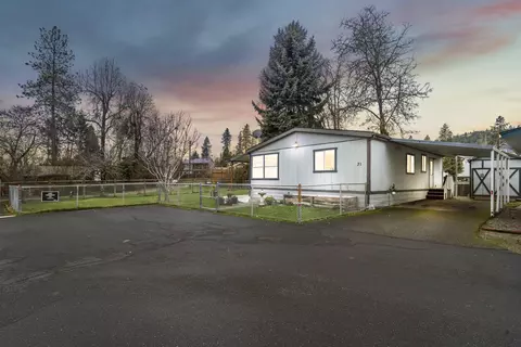 2325 NW Highland Ave #31, Grants Pass, OR 97526