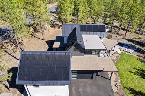 View/Area - 62452 Mcclain Dr, Bend, OR 97703 photo 1 of 2