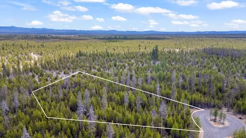 tl 09300 buggy whip court, La Pine, OR 97739