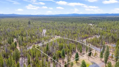 tl 10300 concho court, La Pine, OR 97739