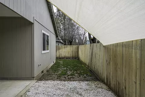 830 N Rose St, Phoenix, OR 97535 photo 30