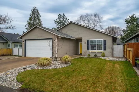 830 N Rose St, Phoenix, OR 97535 photo 41