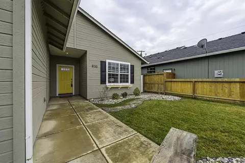 830 N Rose St, Phoenix, OR 97535 photo 33