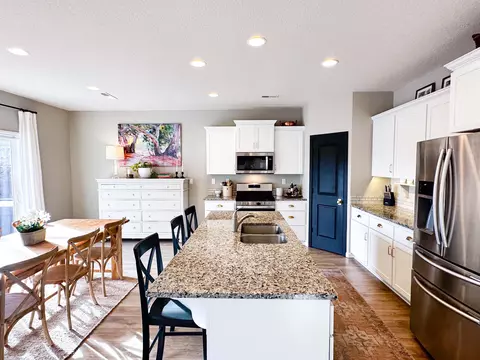 Kitchen - 20551 SE Cameron Ave, Bend, OR 97702 photo 2 of 3