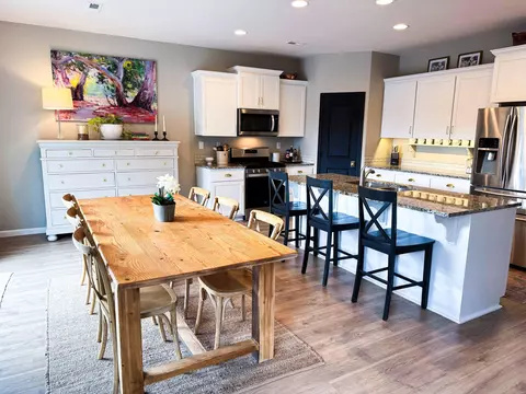 Kitchen - 20551 SE Cameron Ave, Bend, OR 97702 photo 3 of 3