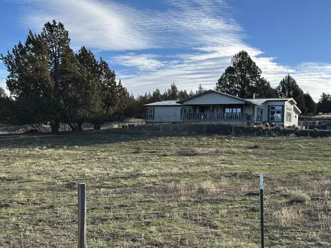57620 Coyote Trail Ln, Mount Vernon, OR 97865