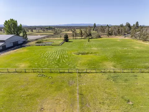 Exterior - 22333 Nelson Rd, Bend, OR 97701 photo 14 of 14