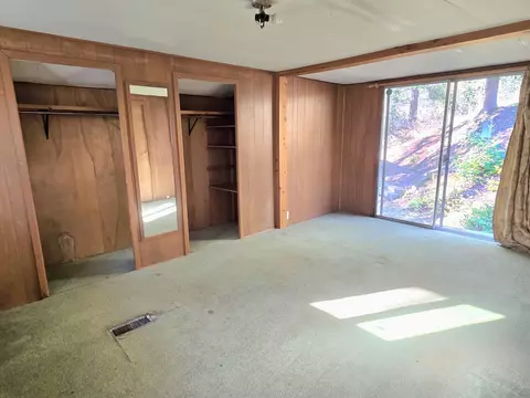 Bedroom - 12588 12566 Hwy 238, Applegate, OR 97530 photo 6 of 7